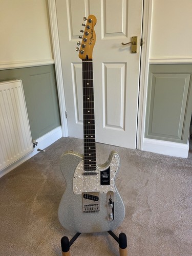 Fender 75th anniversary - fender,