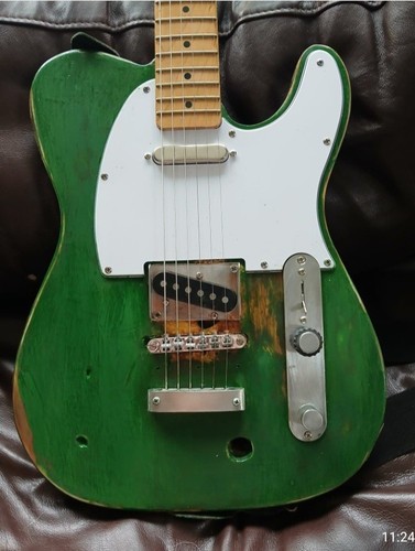Francis rossi copy fender - francis,