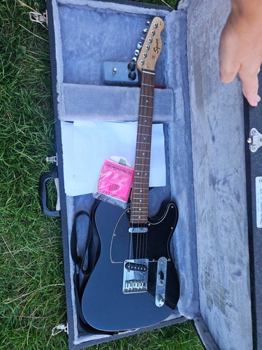 1997 squier fender - 1997, by