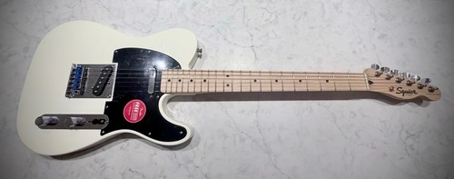 2012 squier fender - 2012, by